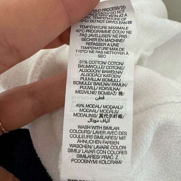 New Sweaty Betty White Long Sleeve Cropped Sweatshirt Top Size 6 Recycled Poly - Picture 9 of 10